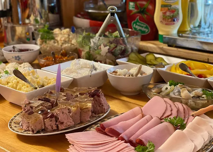 Topaz بيت ضيافة 3*